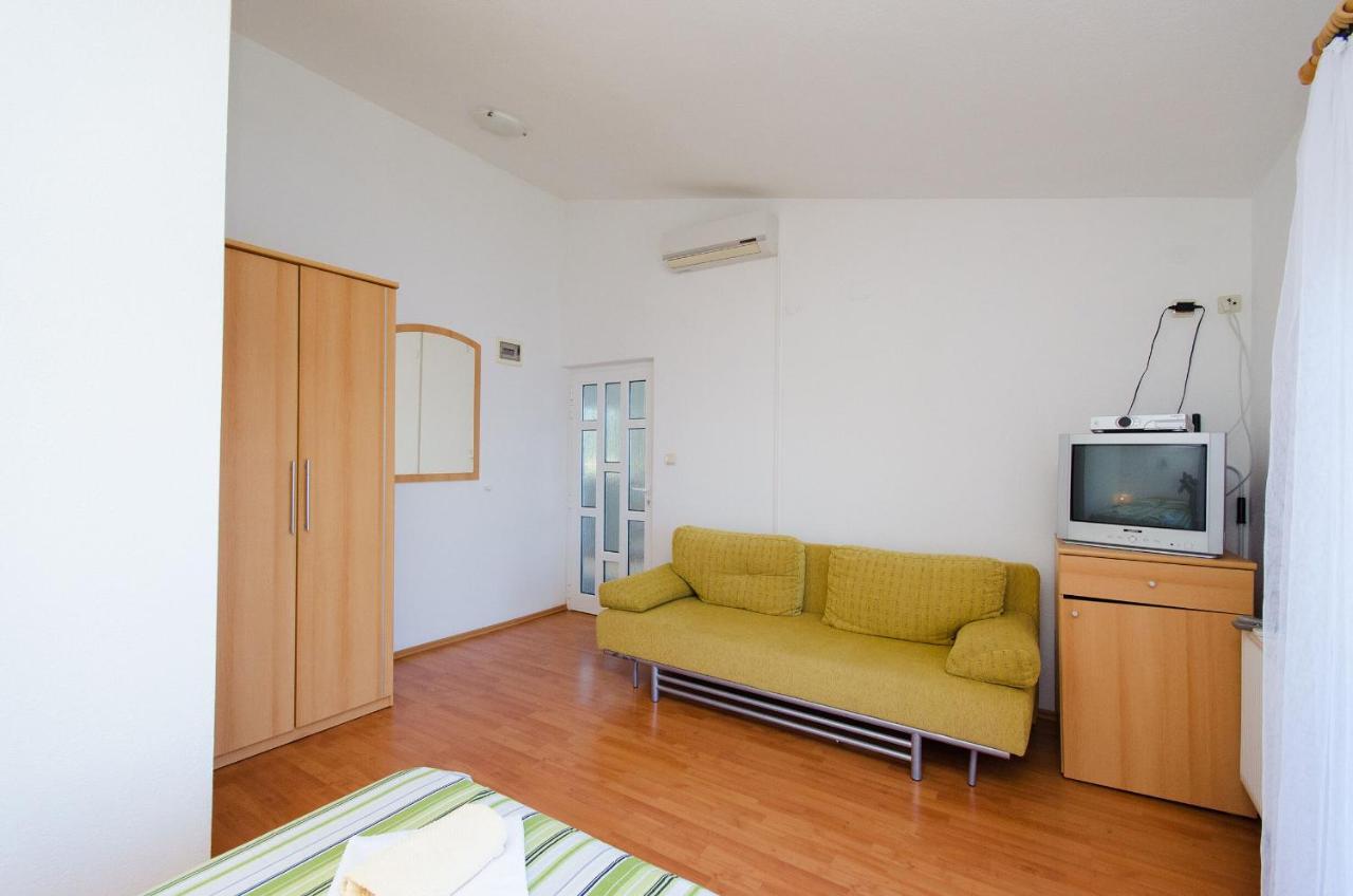 Apartments Marija Ivana Senj  Ngoại thất bức ảnh