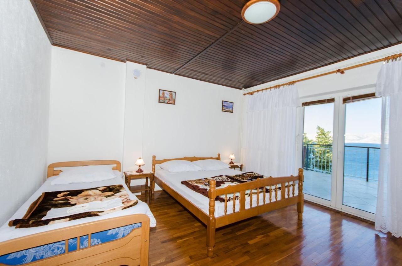 Apartments Marija Ivana Senj  Ngoại thất bức ảnh