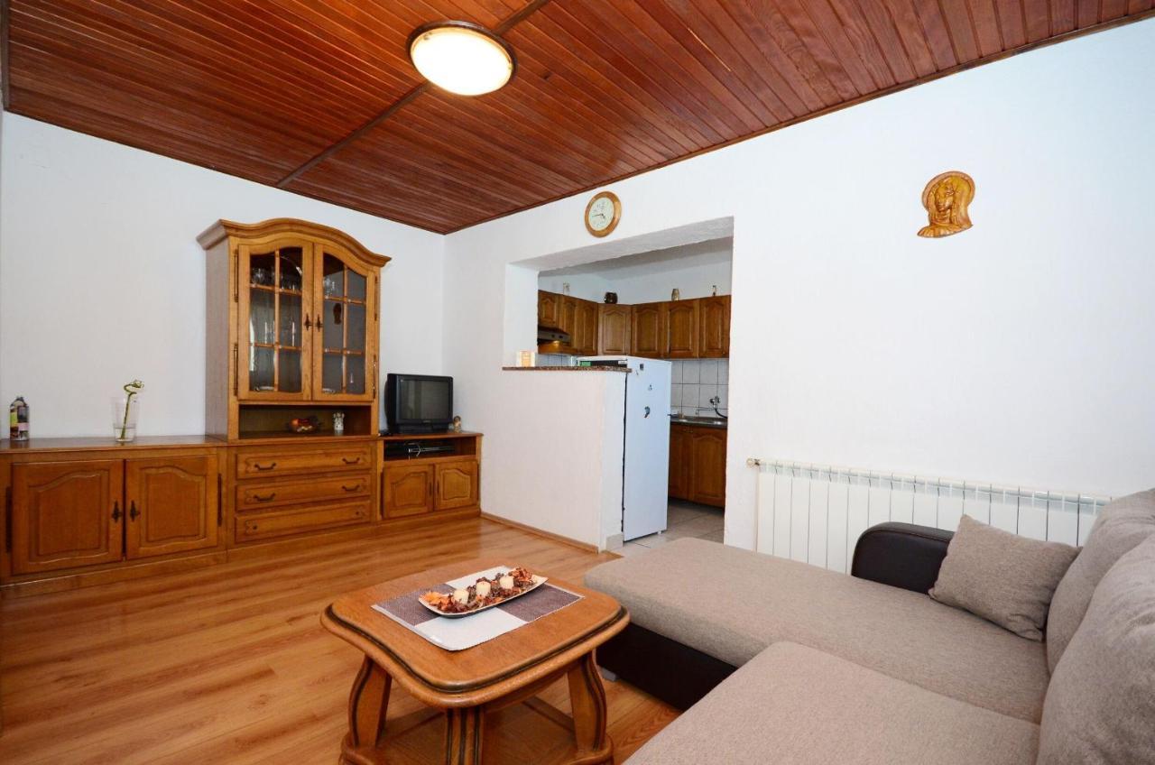Apartments Marija Ivana Senj  Ngoại thất bức ảnh